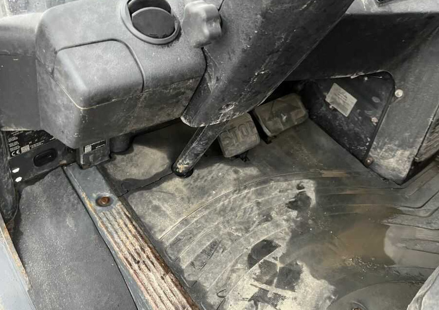 Дизельный погрузчик Linde H25D-02: фото 8