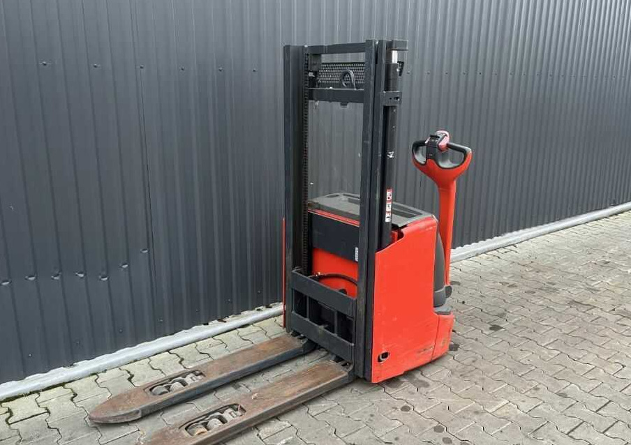 Linde L12L - Штабелер: фото 1 Linde L12L - Штабелер: фото 1