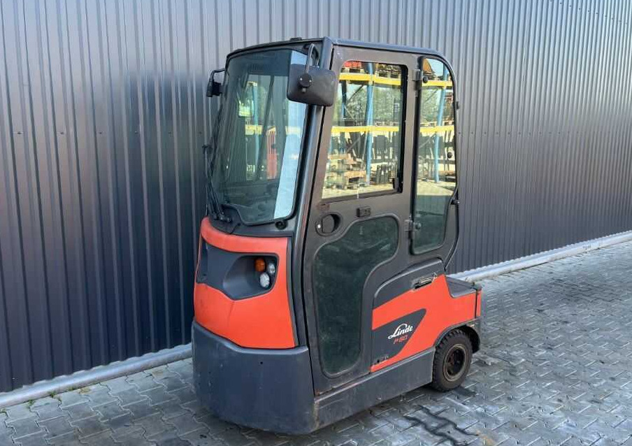 Linde P60 - Складской тягач: фото 1 Linde P60 - Складской тягач: фото 1