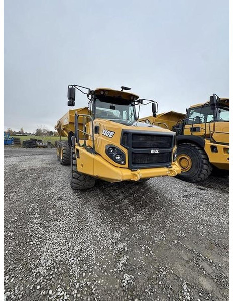 BELL B30E - Сочленённый самосвал: фото 1 BELL B30E - Сочленённый самосвал: фото 1