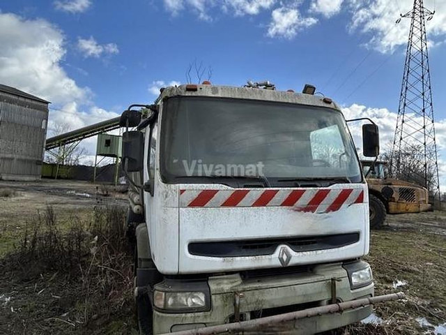 Renault 320 - Грузовик-цистерна: фото 2 Renault 320 - Грузовик-цистерна: фото 2