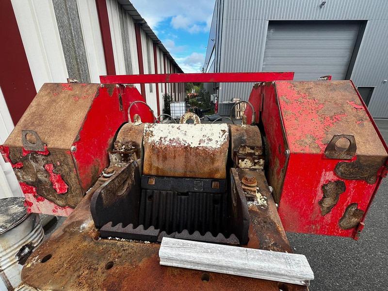 Roc Impact 0604 - Дробилка: фото 2 Roc Impact 0604 - Дробилка: фото 2