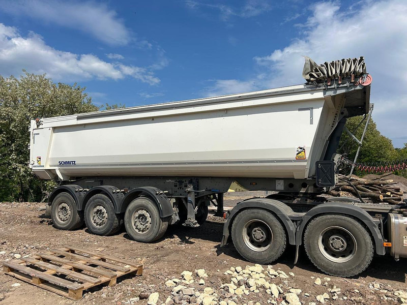 Schmitz Cargobull B201 - Грузовик с закрытым кузовом: фото 1 Schmitz Cargobull B201 - Грузовик с закрытым кузовом: фото 1