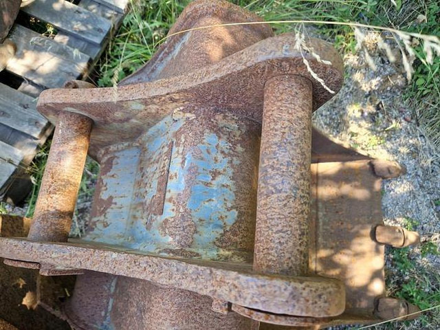 Volvo S45 - Ковш: фото 2 Volvo S45 - Ковш: фото 2