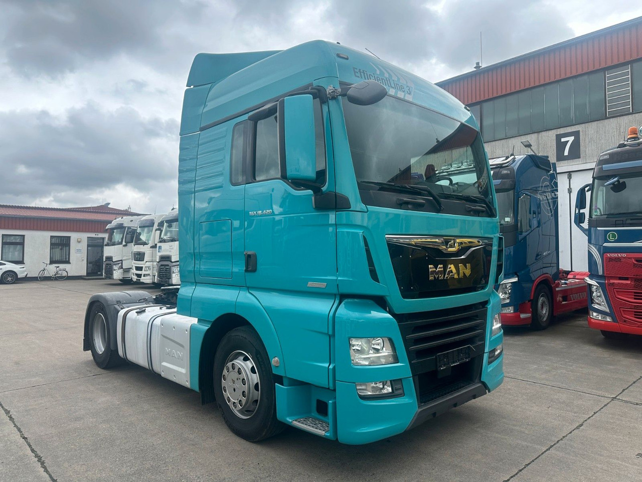 MAN TGX 18.420 * BL * ACC-SPUR-ASST * RETARDER * TÜV - Тягач: фото 1 MAN TGX 18.420 * BL * ACC-SPUR-ASST * RETARDER * TÜV - Тягач: фото 1
