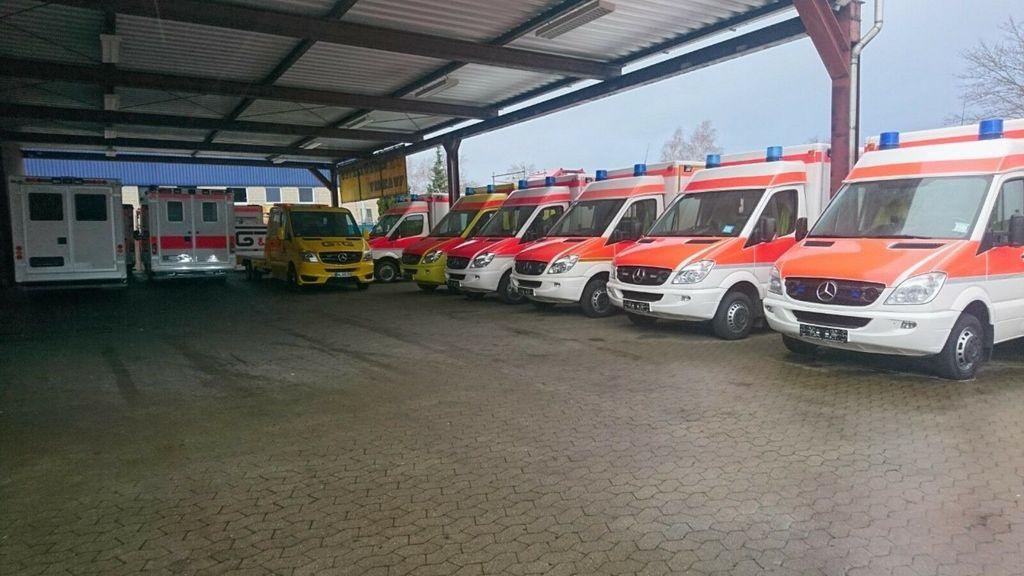 Mercedes-Benz Sprinter 516 CDI /on Stock / Mercedes-Benz Sprinter 516 CDI /on Stock / - Машина скорой помощи: фото 1 Mercedes-Benz Sprinter 516 CDI /on Stock / Mercedes-Benz Sprinter 516 CDI /on Stock / - Машина скорой помощи: фото 1