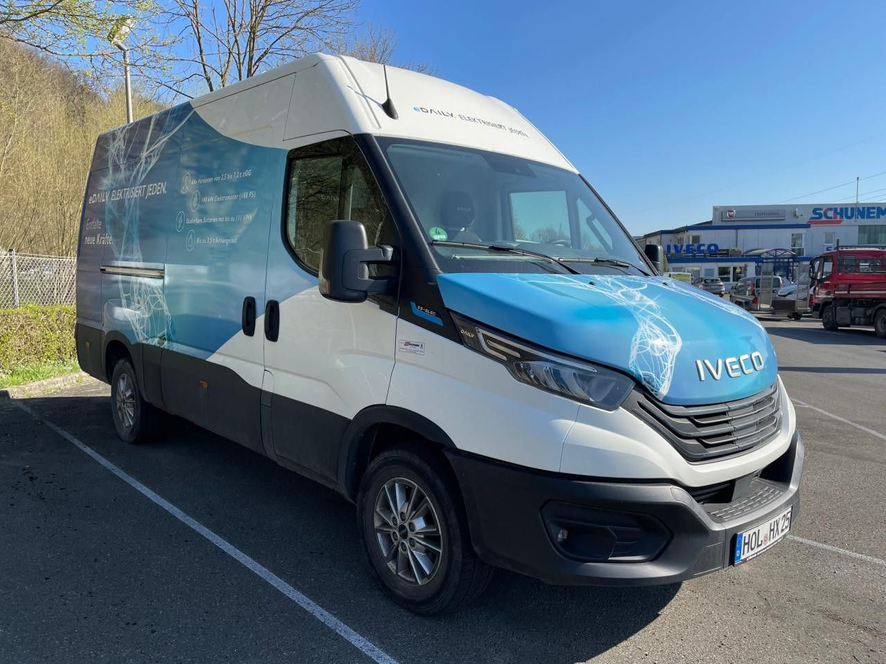 Iveco 35S14 E (eDaily) Klima AHK ZV - Цельнометаллический фургон, Электрический фургон: фото 1 Iveco 35S14 E (eDaily) Klima AHK ZV - Цельнометаллический фургон, Электрический фургон: фото 1