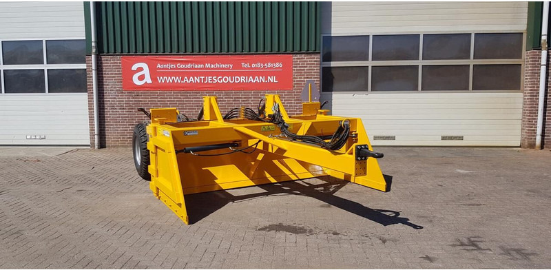 BIZON 3000 - Техника для обработки почвы: фото 1 BIZON 3000 - Техника для обработки почвы: фото 1