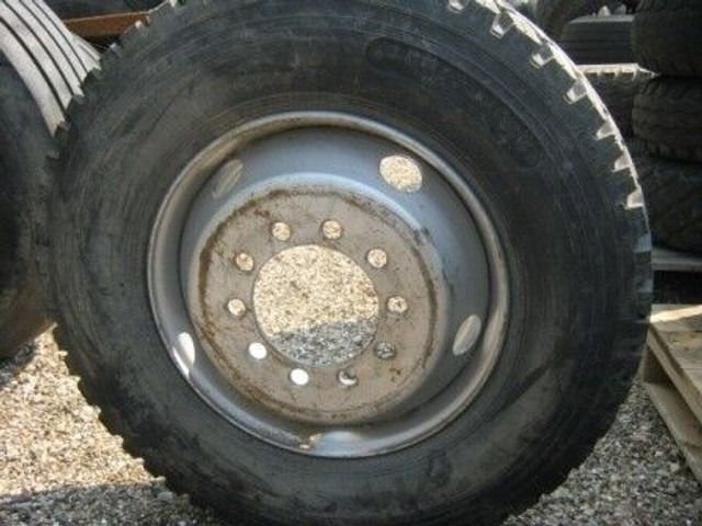 Onbekend - Шины и диски: фото 1 Onbekend - Шины и диски: фото 1