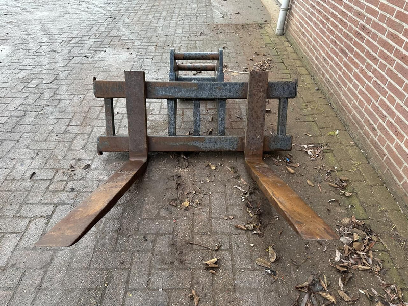 S60 - Вилы для Погрузочно-разгрузочной техники: фото 2 S60 - Вилы для Погрузочно-разгрузочной техники: фото 2