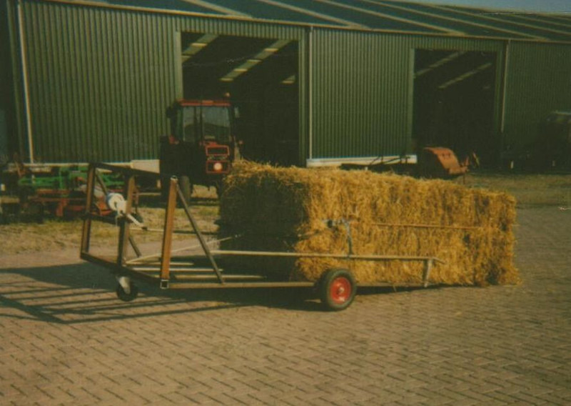 Balen-opsleep transporter - Строительная техника: фото 1 Balen-opsleep transporter - Строительная техника: фото 1