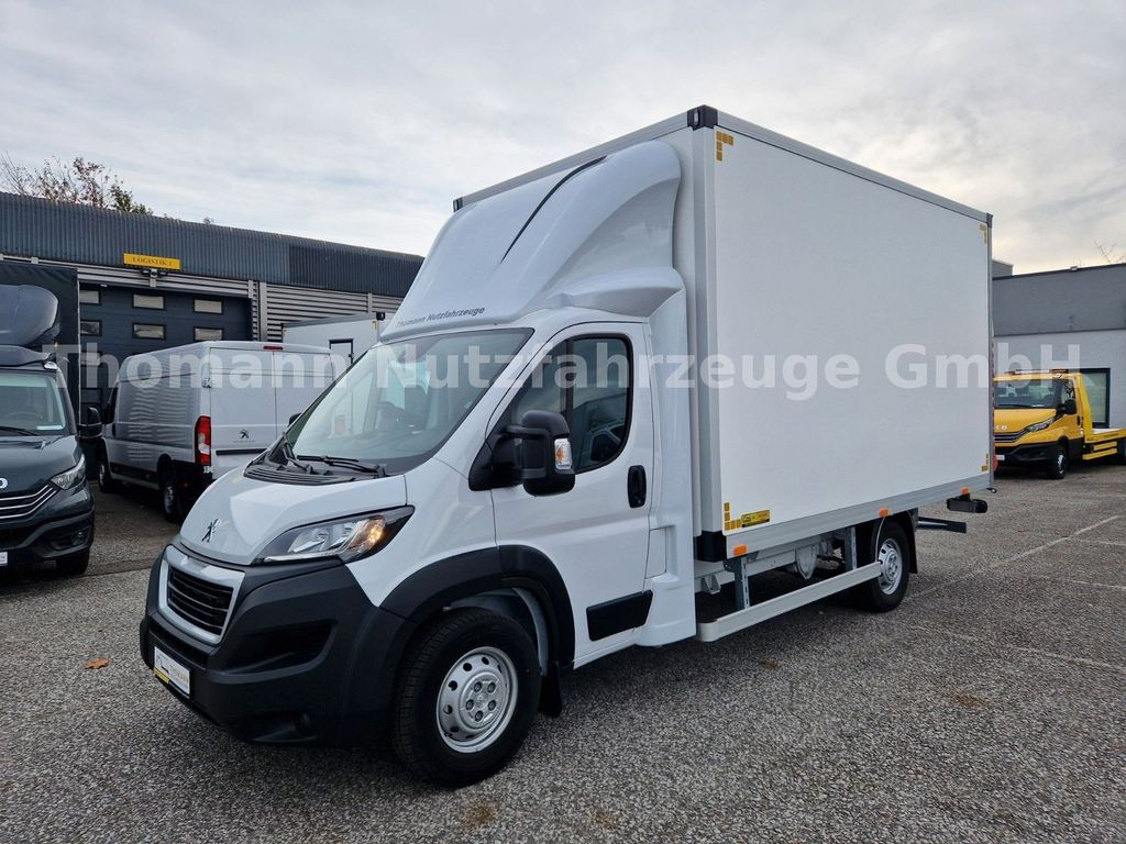 Peugeot Boxer Koffer Premium Ladebordwand 750Kg - Малотоннажный фургон: фото 2 Peugeot Boxer Koffer Premium Ladebordwand 750Kg - Малотоннажный фургон: фото 2