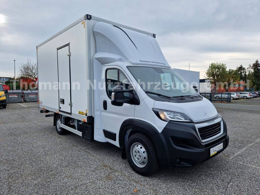 Peugeot Boxer Koffer Premium Ladebordwand 750Kg - Малотоннажный фургон: фото 1 Peugeot Boxer Koffer Premium Ladebordwand 750Kg - Малотоннажный фургон: фото 1