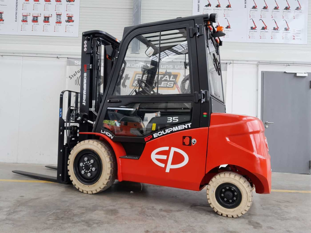 EP Equipment EFL353 / 3,5T / Triplex: 4,80m /ZVG - Электропогрузчик: фото 3 EP Equipment EFL353 / 3,5T / Triplex: 4,80m /ZVG - Электропогрузчик: фото 3