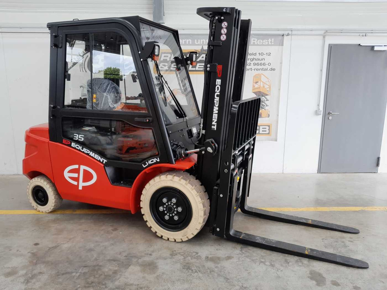 EP Equipment EFL353 / 3,5T / Triplex: 4,80m /ZVG - Электропогрузчик: фото 4 EP Equipment EFL353 / 3,5T / Triplex: 4,80m /ZVG - Электропогрузчик: фото 4