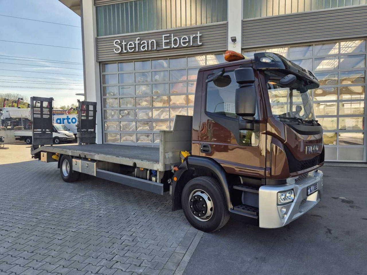 Iveco Eurocargo ML140E25/P Maschinentransporter Winde - Грузовик: фото 3 Iveco Eurocargo ML140E25/P Maschinentransporter Winde - Грузовик: фото 3