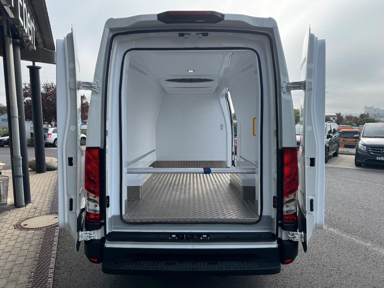 Малотоннажный рефрижератор Iveco Daily 35S16 A8 *Standkühlung*Kamera*Automatik*3x: фото 7