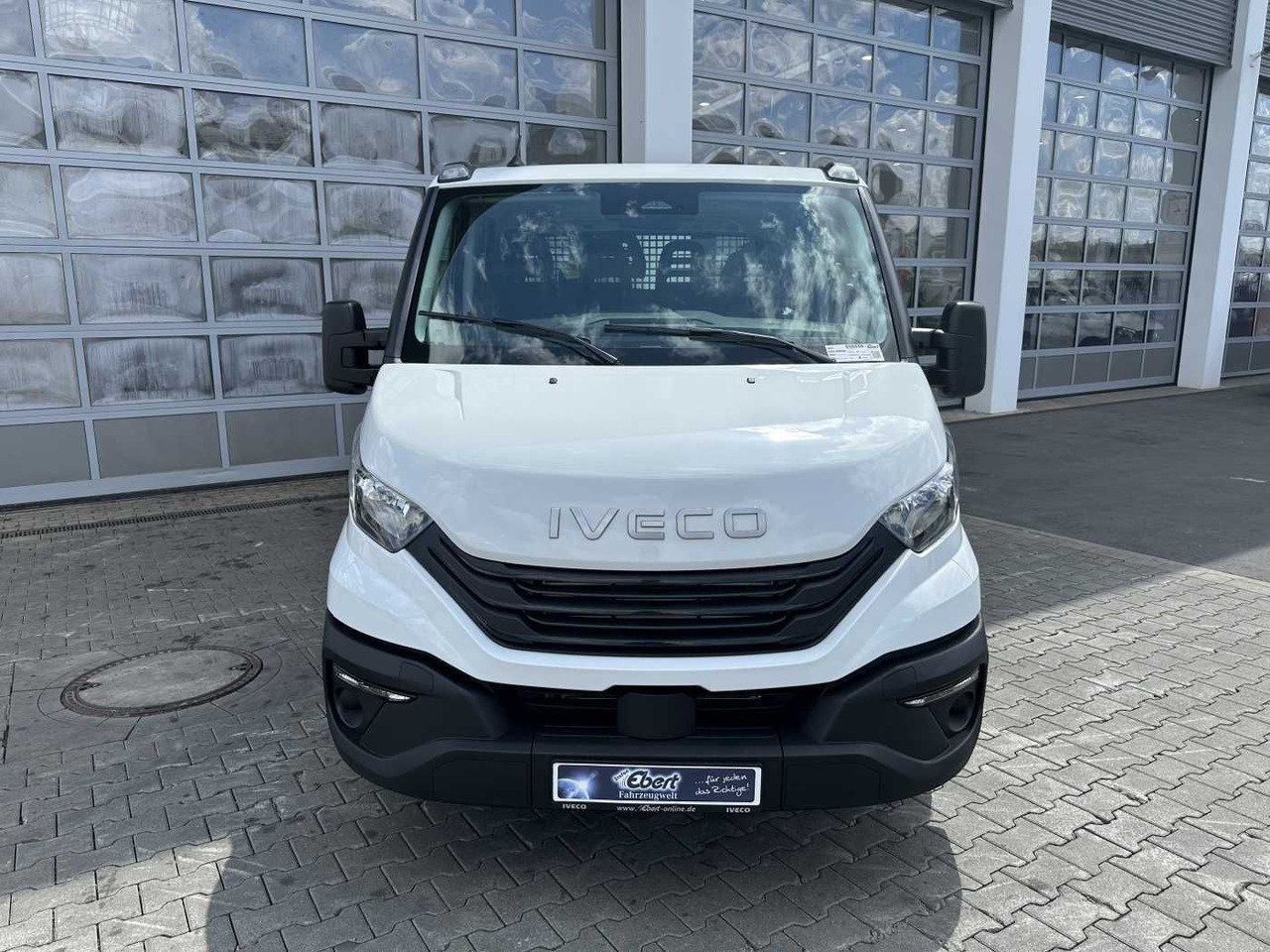 Iveco Daily 35S16 H 3.0L *R3.750mm*AHK*Automatik* 2x - Малотоннажный бортовой грузовик: фото 2 Iveco Daily 35S16 H 3.0L *R3.750mm*AHK*Automatik* 2x - Малотоннажный бортовой грузовик: фото 2
