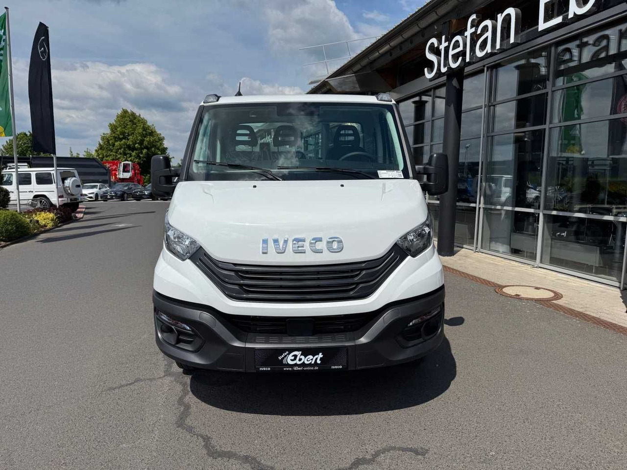 Iveco Daily 50C18 HA8 3.0L *R4.350mm*Klima*Automatik* - Грузовик-шасси: фото 2 Iveco Daily 50C18 HA8 3.0L *R4.350mm*Klima*Automatik* - Грузовик-шасси: фото 2
