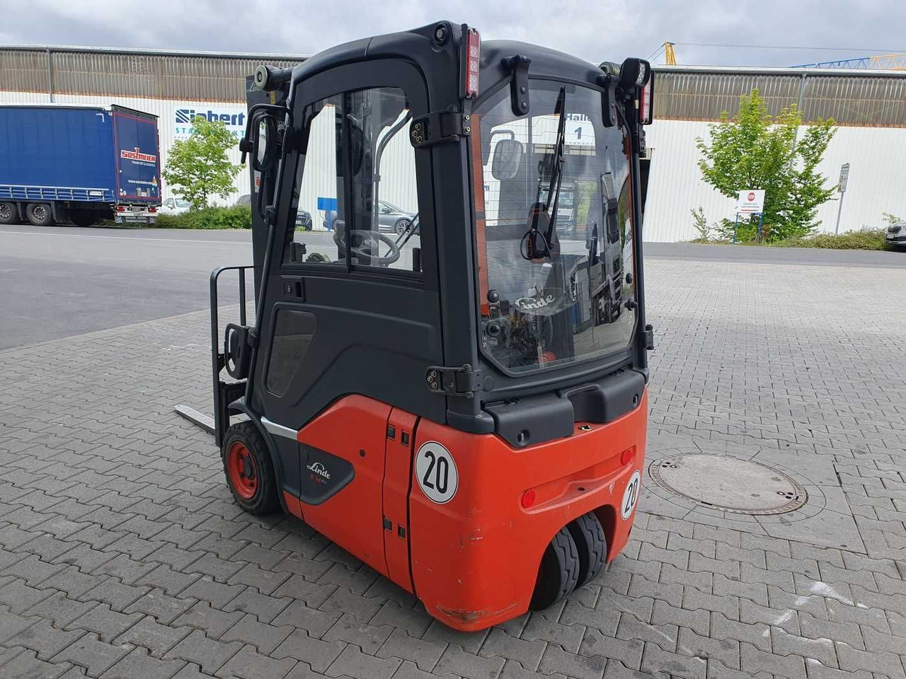 Linde E14 - 02 / Triplex: 4.00m! / SS / nur 1.777h! - Электропогрузчик: фото 5 Linde E14 - 02 / Triplex: 4.00m! / SS / nur 1.777h! - Электропогрузчик: фото 5