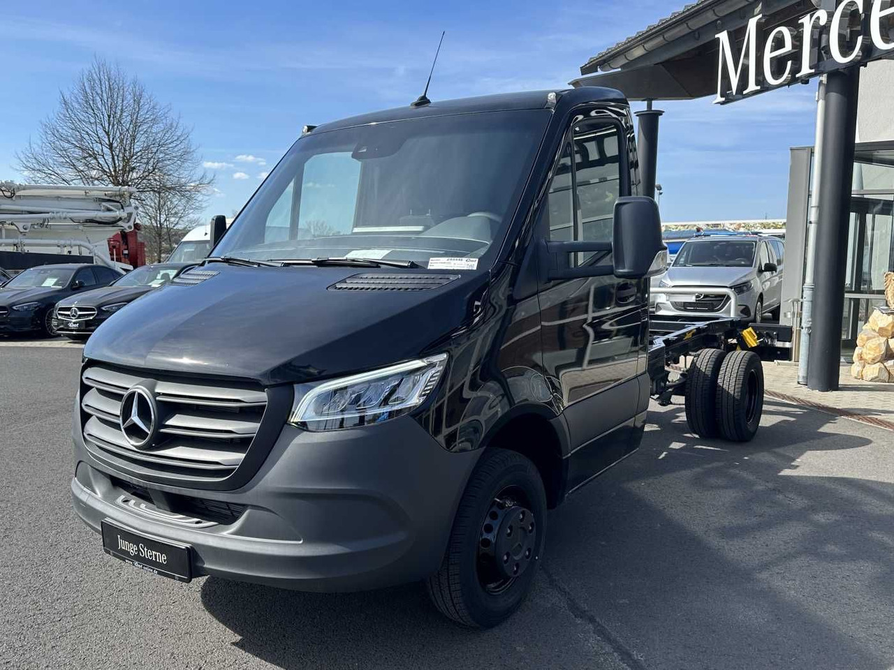 Mercedes-Benz Sprinter 517 CDI 3665 9G Fahrgestell Klima MBUX - Лёгкий коммерческий автомобиль: фото 3 Mercedes-Benz Sprinter 517 CDI 3665 9G Fahrgestell Klima MBUX - Лёгкий коммерческий автомобиль: фото 3