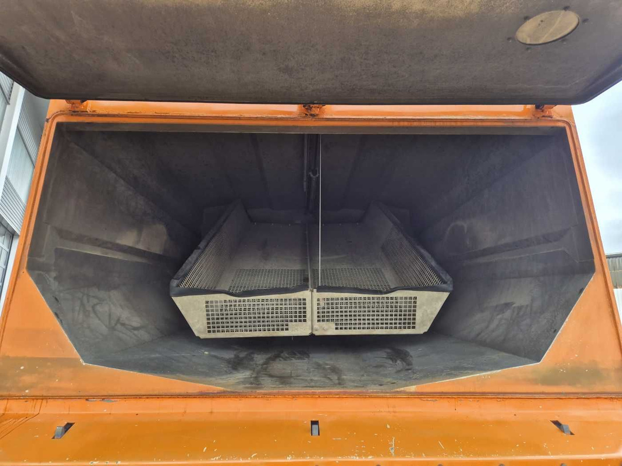 Mercedes-Benz Actros 2032 A 4x4 Bucher STKF 9500 Airport 30x в лизинг Mercedes-Benz Actros 2032 A 4x4 Bucher STKF 9500 Airport 30x: фото 8 Mercedes-Benz Actros 2032 A 4x4 Bucher STKF 9500 Airport 30x в лизинг Mercedes-Benz Actros 2032 A 4x4 Bucher STKF 9500 Airport 30x: фото 8