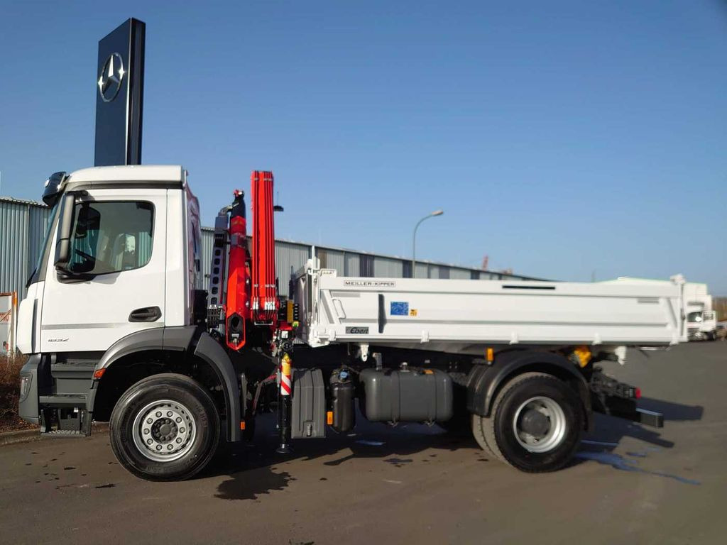 Mercedes-Benz Arocs 1832 KK 4x2 Kipper+Kran Fassi F120+Funk Mercedes-Benz Arocs 1832 KK 4x2 Kipper+Kran Fassi F120+Funk - Самосвал, Автоманипулятор: фото 5 Mercedes-Benz Arocs 1832 KK 4x2 Kipper+Kran Fassi F120+Funk Mercedes-Benz Arocs 1832 KK 4x2 Kipper+Kran Fassi F120+Funk - Самосвал, Автоманипулятор: фото 5