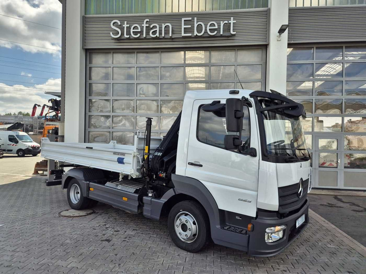 Mercedes-Benz Atego 823 KK Kipper+Kran+Funk+Greifersteuerung - Малотоннажный самосвал: фото 3 Mercedes-Benz Atego 823 KK Kipper+Kran+Funk+Greifersteuerung - Малотоннажный самосвал: фото 3