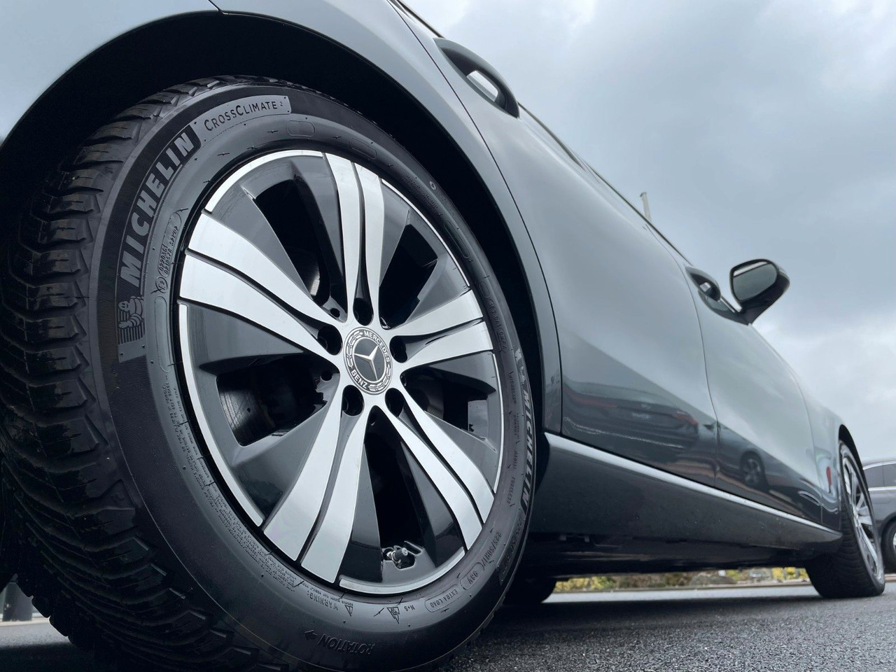 Mercedes-Benz C 180 AVANTGARDE R-Kamera+AHK+TOTW+Ambiente - Седан: фото 5 Mercedes-Benz C 180 AVANTGARDE R-Kamera+AHK+TOTW+Ambiente - Седан: фото 5