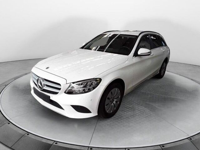 Mercedes-Benz C 180d T LED+RKamera+SHZ+DAB - Универсал: фото 1 Mercedes-Benz C 180d T LED+RKamera+SHZ+DAB - Универсал: фото 1