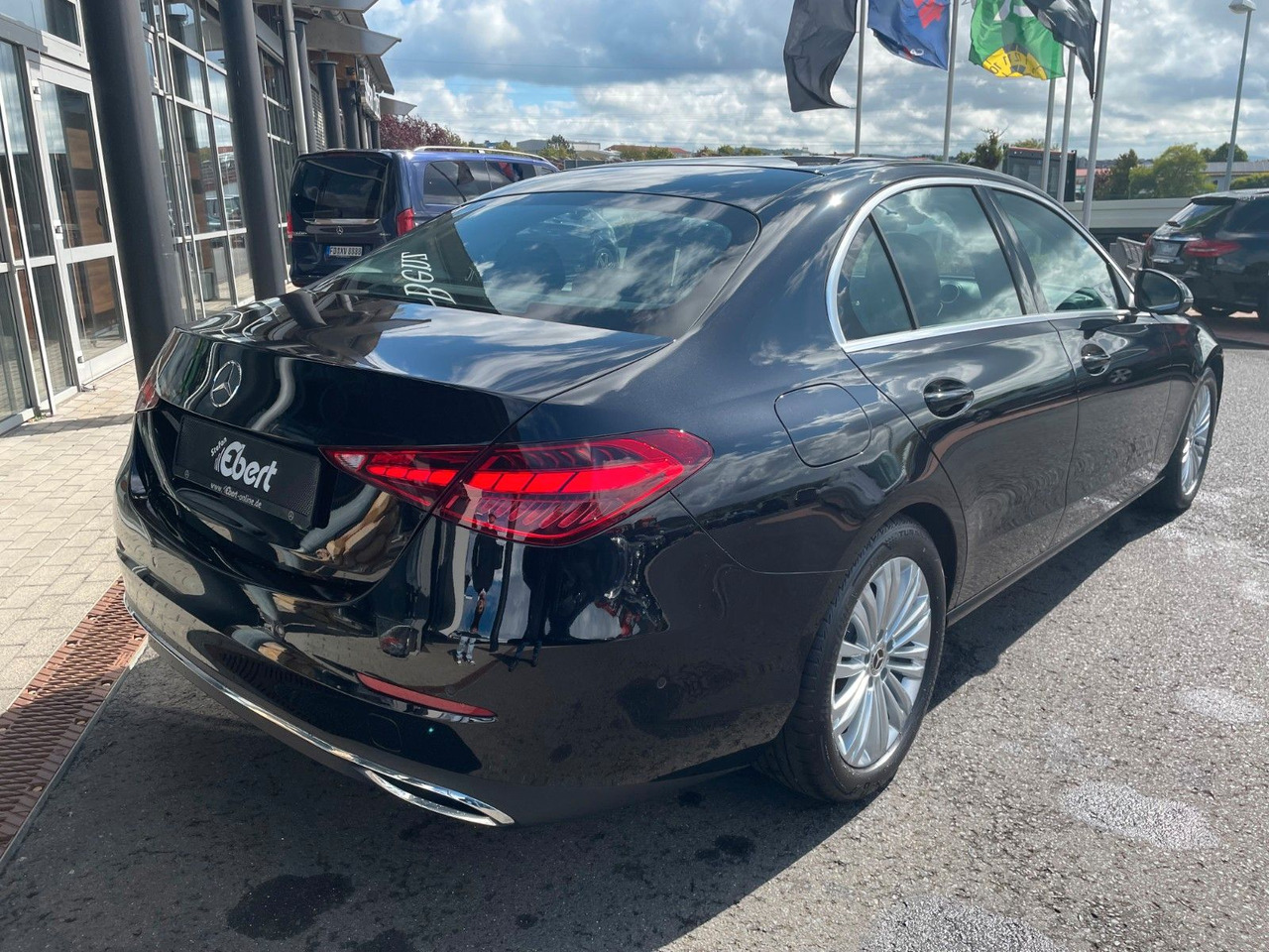 Mercedes-Benz C 200 d AVANTGARDE 360°+TOTW+Carplay+Ambiente - Седан: фото 4 Mercedes-Benz C 200 d AVANTGARDE 360°+TOTW+Carplay+Ambiente - Седан: фото 4