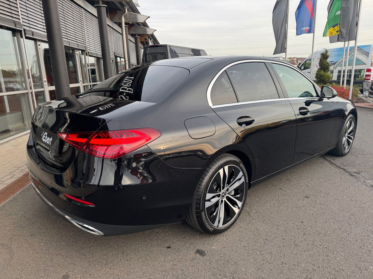 Mercedes-Benz C 220d Avantgarde+Pano+HUD+RFK+TotW+AmbiPrem - Седан: фото 5 Mercedes-Benz C 220d Avantgarde+Pano+HUD+RFK+TotW+AmbiPrem - Седан: фото 5