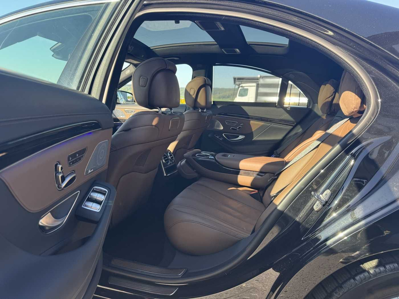 Mercedes-Benz S 400d 4M AMG+Pano+Burm+Distr+Massage+ HUD - Легковой автомобиль: фото 2 Mercedes-Benz S 400d 4M AMG+Pano+Burm+Distr+Massage+ HUD - Легковой автомобиль: фото 2