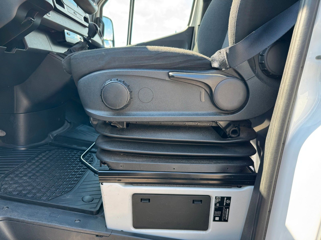 Цельнометаллический фургон Mercedes-Benz Sprinter 317 CDI 4325 Klima 360 SHZ Schwing: фото 11