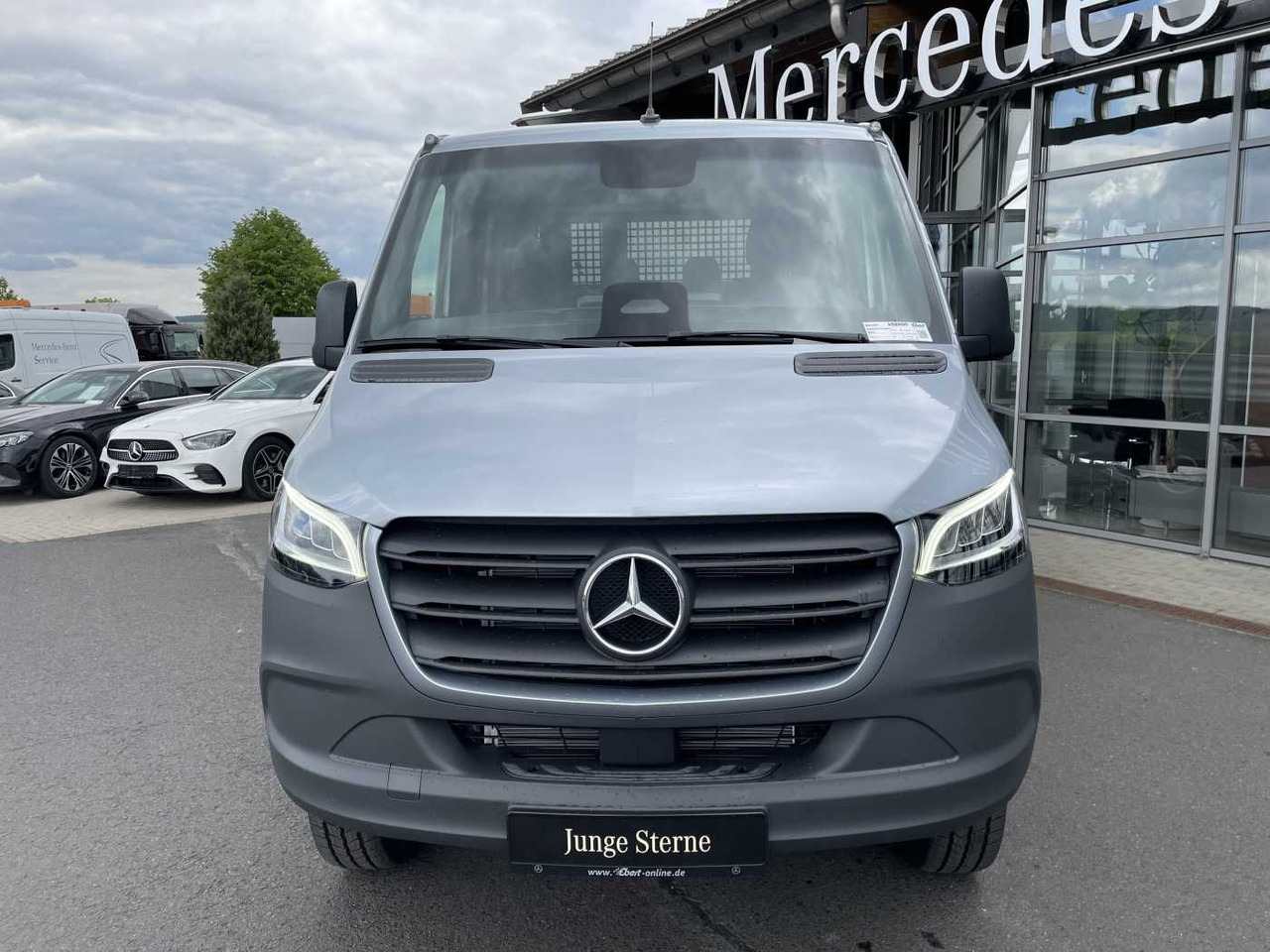 Mercedes-Benz Sprinter 319 CDI 4x4 DoKa Klima Stdheiz AHK LED - Малотоннажный бортовой грузовик: фото 2 Mercedes-Benz Sprinter 319 CDI 4x4 DoKa Klima Stdheiz AHK LED - Малотоннажный бортовой грузовик: фото 2