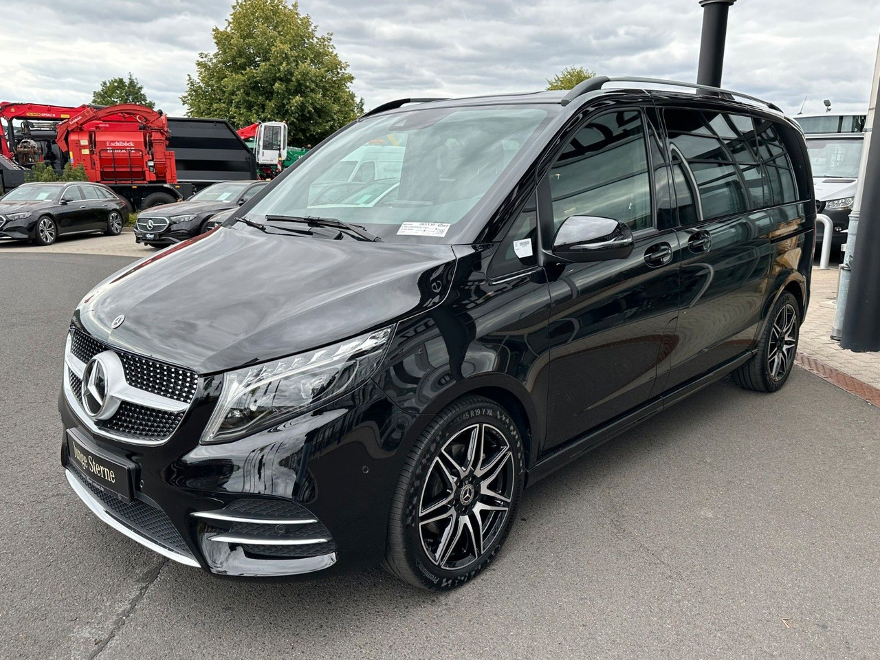 Mercedes-Benz V 250 d EDITION AMG Kompakt ILS elektr Türen - Универсал: фото 3 Mercedes-Benz V 250 d EDITION AMG Kompakt ILS elektr Türen - Универсал: фото 3