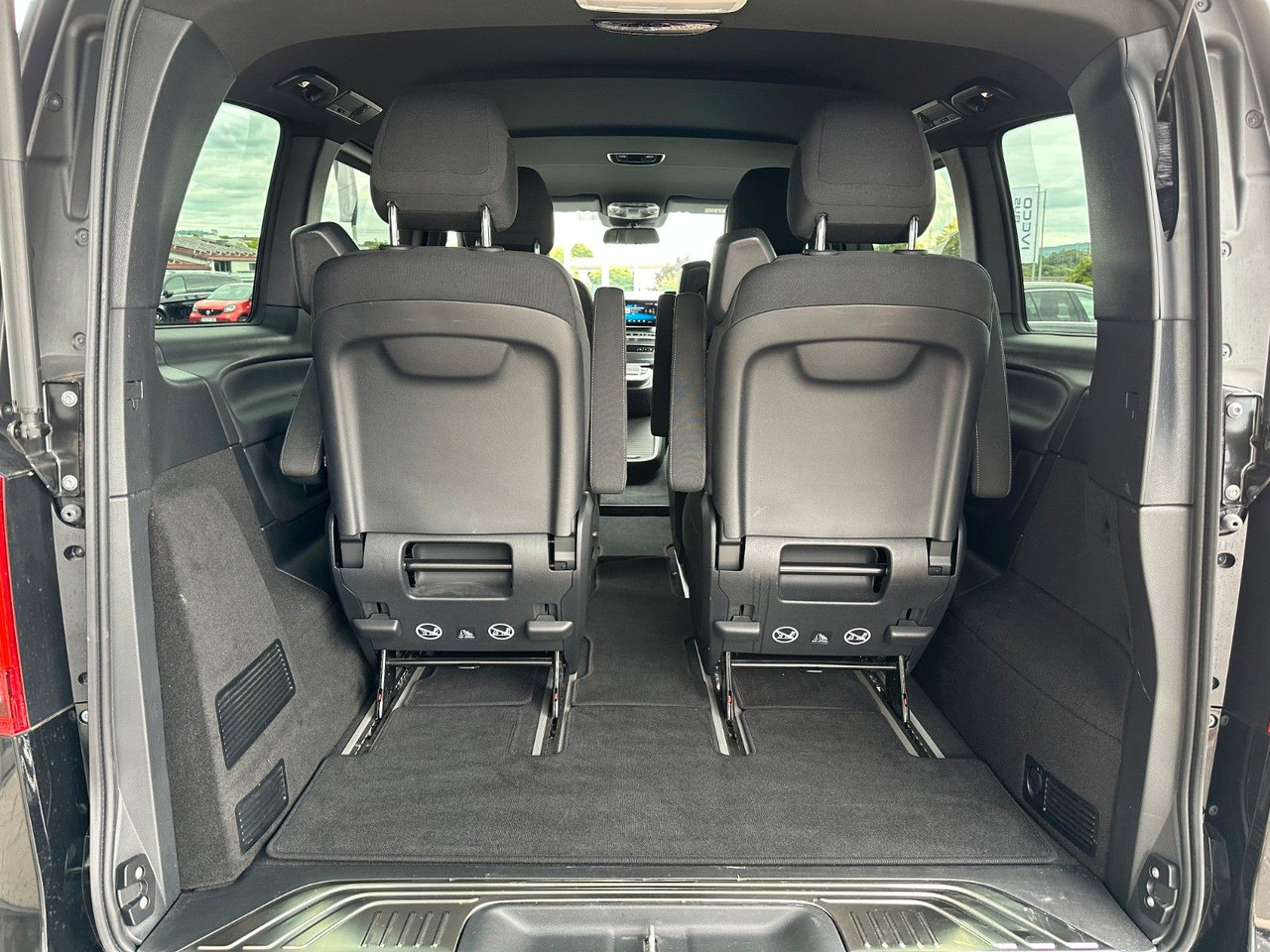 Пассажирский фургон Mercedes-Benz V 250 d EDITION AMG Kompakt ILS elektr Türen: фото 6