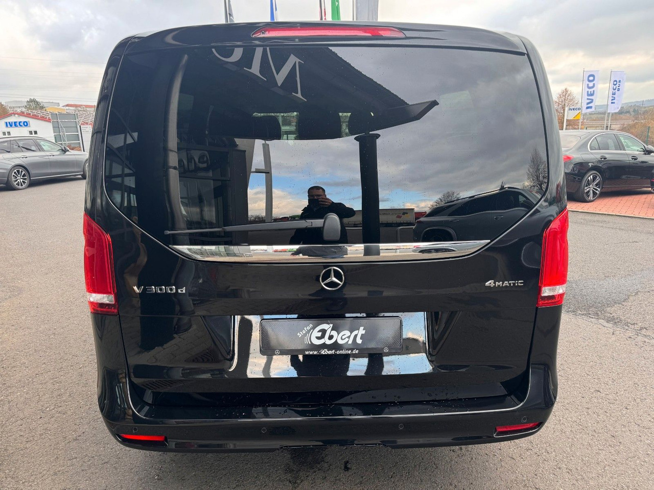 Mercedes-Benz V 300 d AVA Extralang 4MATIC AHK Stdh DISTRONIC - Универсал: фото 5 Mercedes-Benz V 300 d AVA Extralang 4MATIC AHK Stdh DISTRONIC - Универсал: фото 5