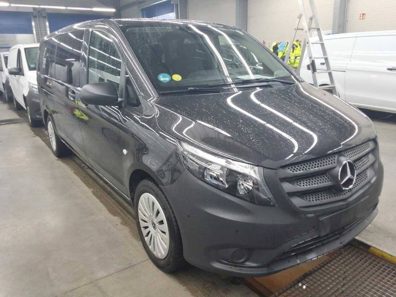 Mercedes-Benz Vito 116 CDI Tourer 2xKlima AHK Kamera Audio40 - Легковой автомобиль: фото 2 Mercedes-Benz Vito 116 CDI Tourer 2xKlima AHK Kamera Audio40 - Легковой автомобиль: фото 2
