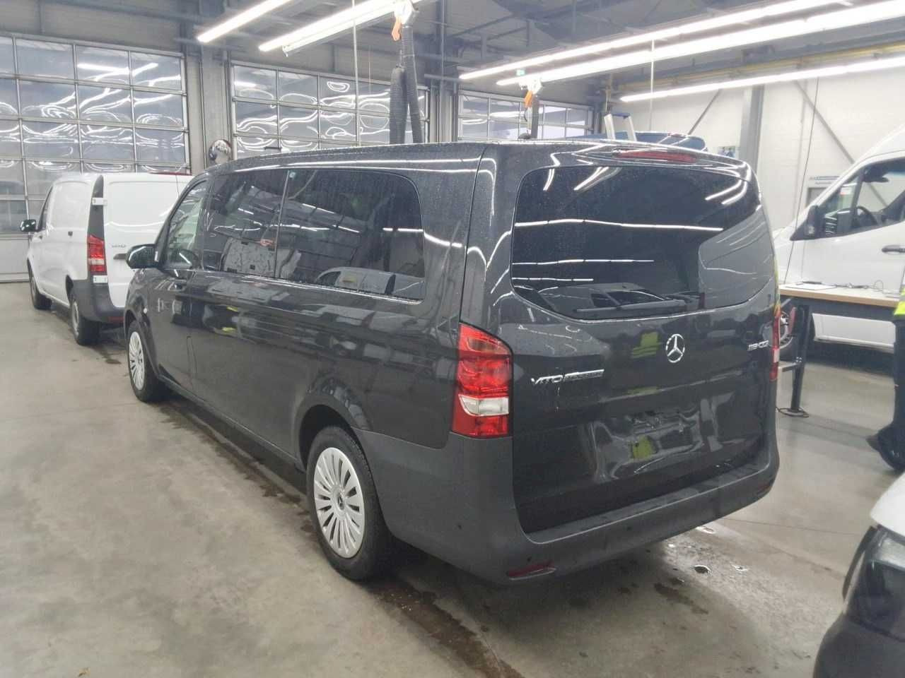 Mercedes-Benz Vito 116 CDI Tourer 2xKlima AHK Kamera Audio40 - Легковой автомобиль: фото 4 Mercedes-Benz Vito 116 CDI Tourer 2xKlima AHK Kamera Audio40 - Легковой автомобиль: фото 4