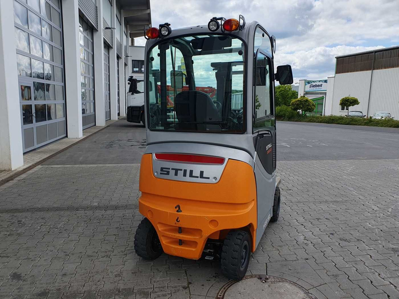 Still RX60-20 - Triplex: 4.5m / SS / 2023! / nur 603h! - Электропогрузчик: фото 4 Still RX60-20 - Triplex: 4.5m / SS / 2023! / nur 603h! - Электропогрузчик: фото 4
