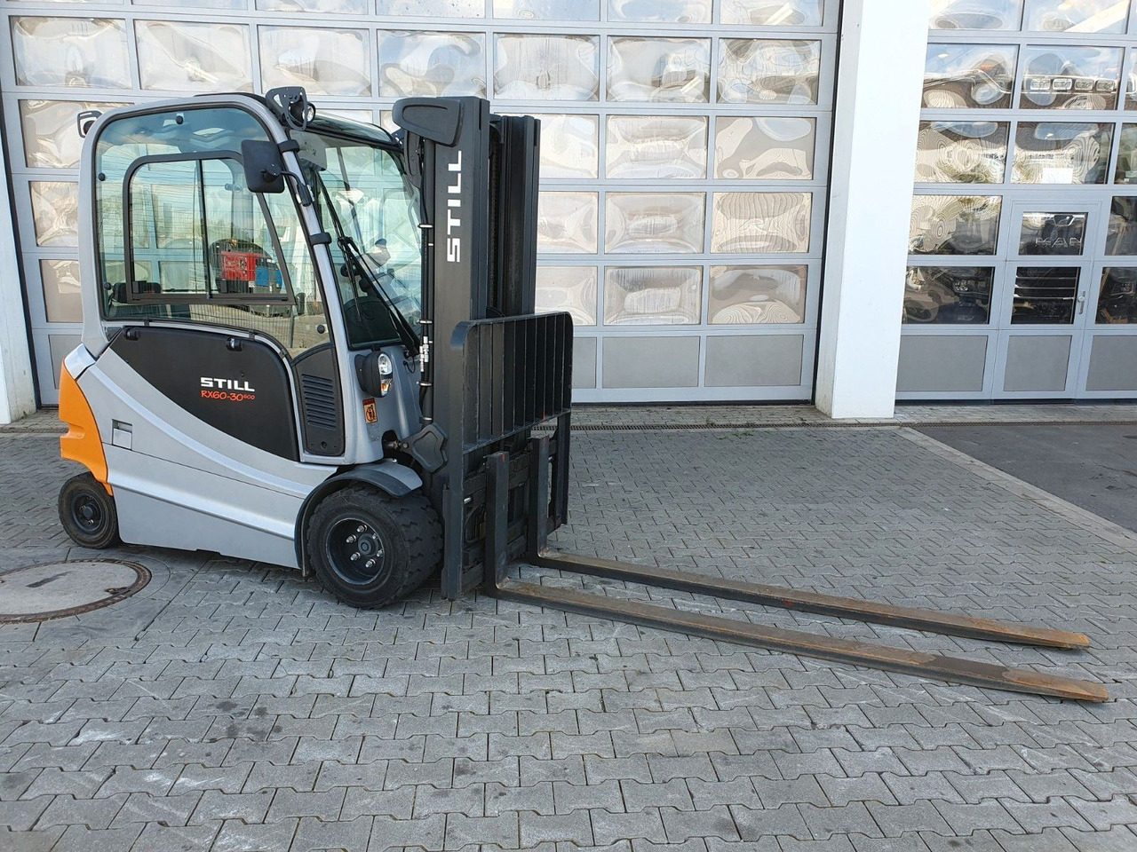 Still RX60-30L/600 - Triplex: 4,6m / nur 1.245h / SS - Электропогрузчик: фото 2 Still RX60-30L/600 - Triplex: 4,6m / nur 1.245h / SS - Электропогрузчик: фото 2