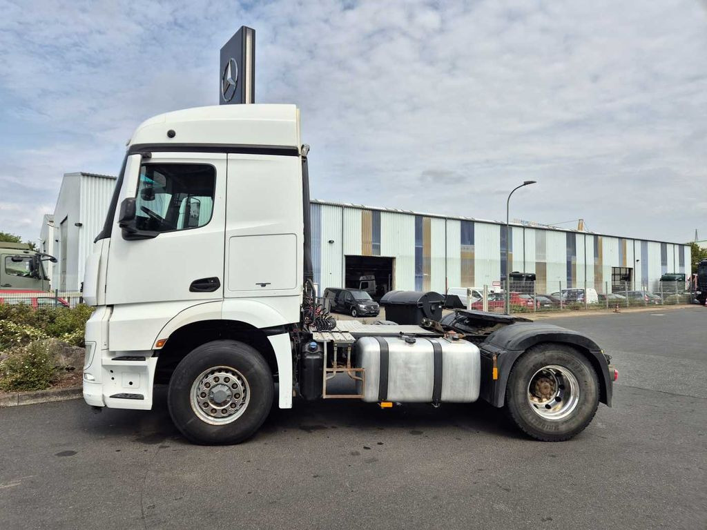 Mercedes-Benz Arocs 1845 LS 4x4 HAD Retarder Hydraulik Navi - Тягач: фото 4 Mercedes-Benz Arocs 1845 LS 4x4 HAD Retarder Hydraulik Navi - Тягач: фото 4