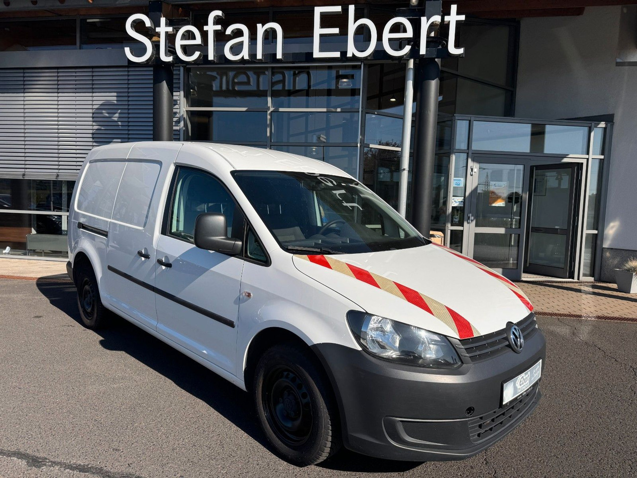 Volkswagen VW Caddy 2.0 TDI 4Motion Maxi Kasten Regal - Цельнометаллический фургон: фото 1 Volkswagen VW Caddy 2.0 TDI 4Motion Maxi Kasten Regal - Цельнометаллический фургон: фото 1