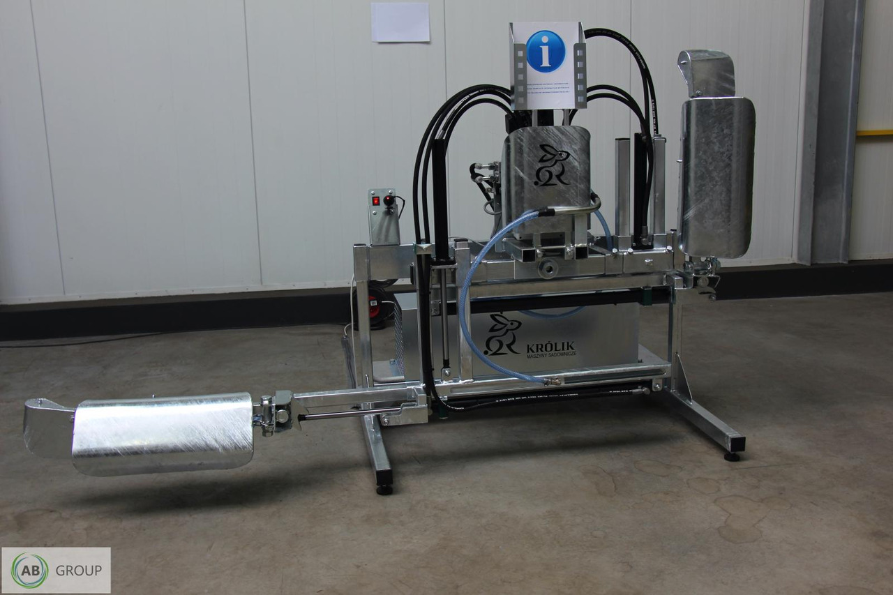 Krolik double-sided hydraulic herbicide beam BHh - Навесной опрыскиватель: фото 2 Krolik double-sided hydraulic herbicide beam BHh - Навесной опрыскиватель: фото 2