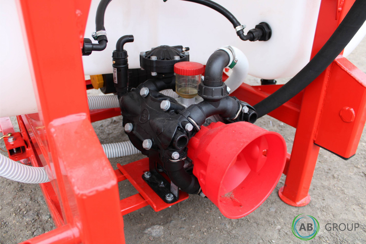 Lisicki PO35/4 1000l sprayer - Навесной опрыскиватель: фото 3 Lisicki PO35/4 1000l sprayer - Навесной опрыскиватель: фото 3