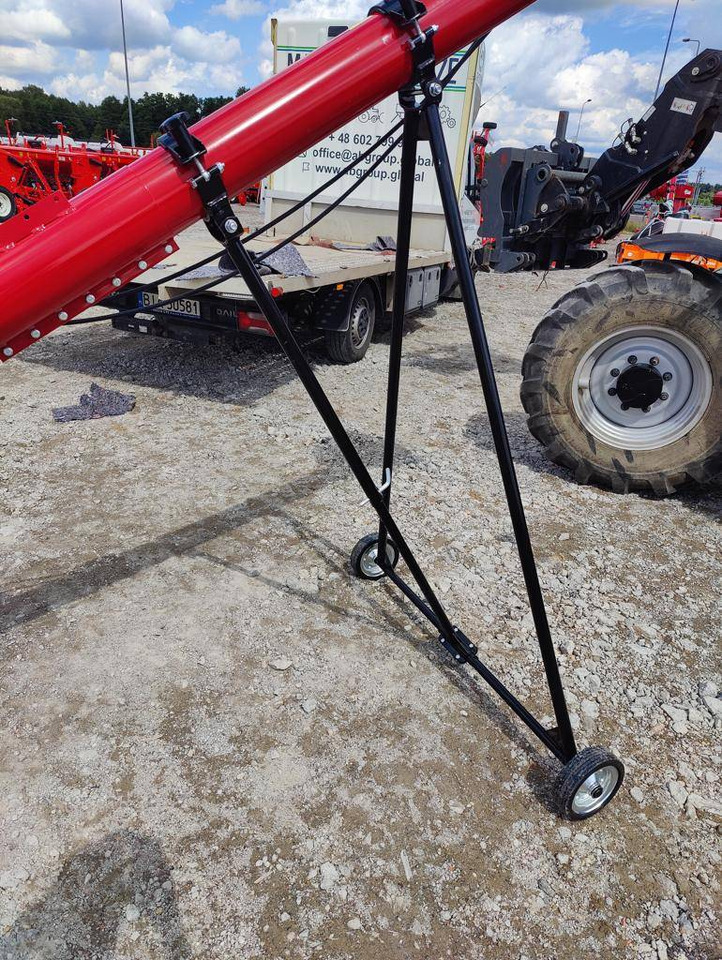 POM Augustów screw conveyor ( electric drive) T 206/2 - Послеуборочное оборудование: фото 4 POM Augustów screw conveyor ( electric drive) T 206/2 - Послеуборочное оборудование: фото 4