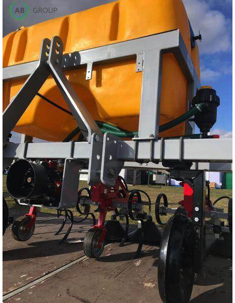 Solan Weeder with sprayer 3 rows/Binador - Борона: фото 2 Solan Weeder with sprayer 3 rows/Binador - Борона: фото 2
