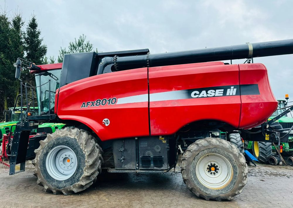 Case IH AFH 8010 - Зерноуборочный комбайн: фото 5 Case IH AFH 8010 - Зерноуборочный комбайн: фото 5