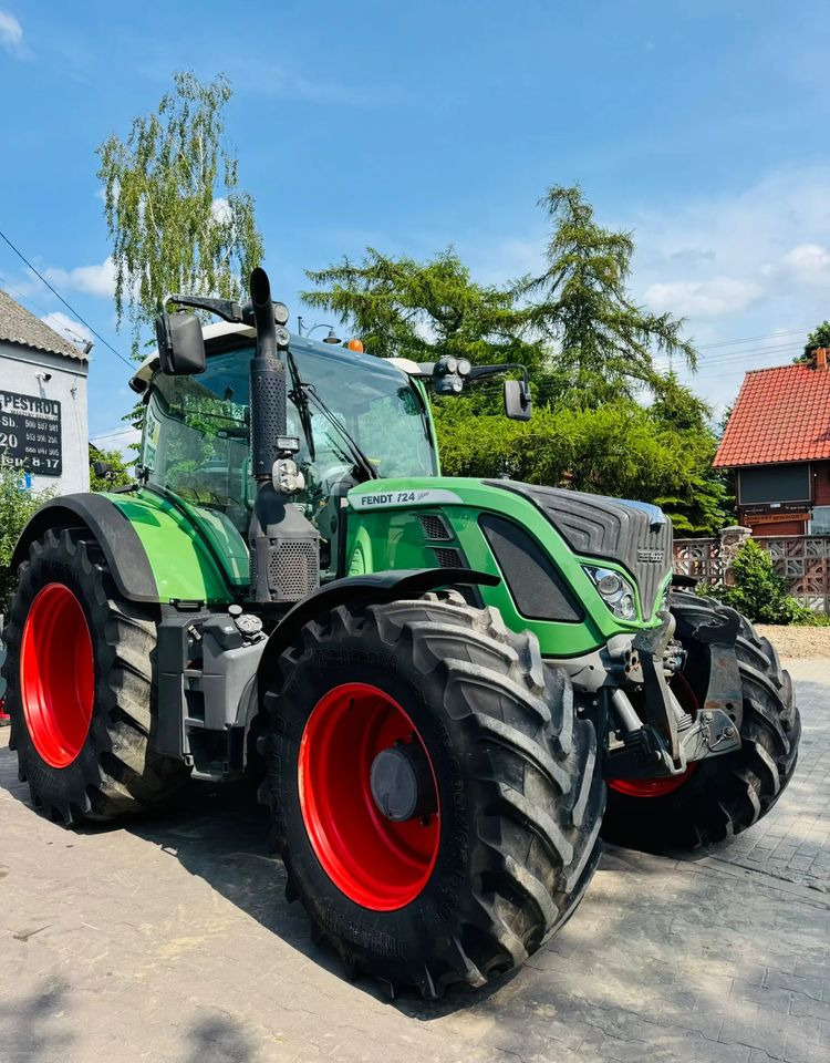 Fendt 724 - Трактор: фото 2 Fendt 724 - Трактор: фото 2
